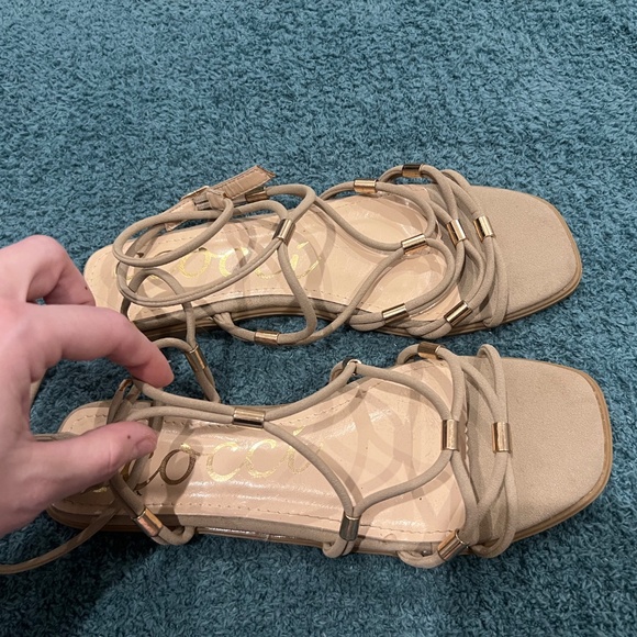 Shoes - Picture 9 of 13